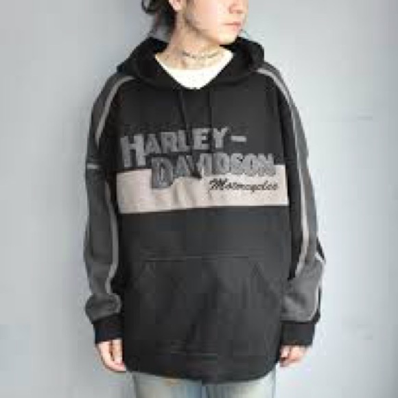 Harley-Davidson Men's Black and Gray Sweatshirt - Picture 2 of 13